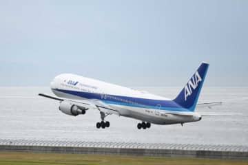 ANA、機内Wi-Fiで動画視聴が可能に　国際線エコノミーもWi-Fi無料へ、767から順次