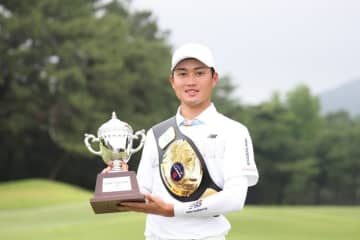 24歳・古川龍之介が拠点とする福岡でプロ初V　「恩返しができて本当にうれしい」
