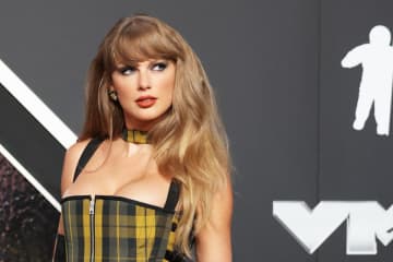 テイラー・スウィフト　恋人のＮＦＬ選手がスーパーボウル制覇なら〝結婚〟の可能性＝米報道