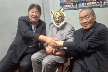【ストロングスタイル】前田日明氏が新間寿さん追悼大会に登場　初代タイガーマスクと電撃和解し共同でレスラー育成プラン浮上