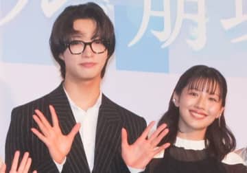 渡邉美穂、本番に強い佐藤新に「さすがスター」　W主演映画でバスケの練習