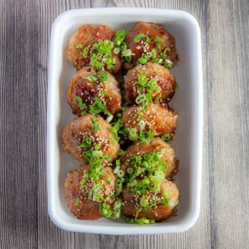 【ひき肉ともやしがあったらコレに決まり！】「作り置きしてもすぐなくなる」「あまりの簡単さにびっくり！」ポリ袋に入れてもむだけの超簡単おかずレシピ