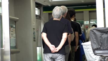 年金額アップも物価上昇で“実質的な目減り”　80代女性の節約術「もち麦と十六穀米を白米とまぜて冷凍」