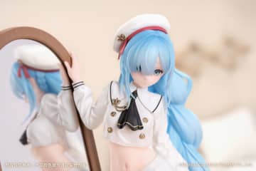 へそ出しセーラー服に、脱ぎかけタイツ！『アズレン』より「ジェーナス」1/8スケールフィギュアが予約受付中ー専用台座の全身鏡でリアル感が凄い
