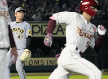 楽3―2神（13日）　阪神4連敗、村上粘れず