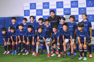 初のプレミア挑戦も2部降格　菅原由勢「予想以上に課題を突き付けられた」