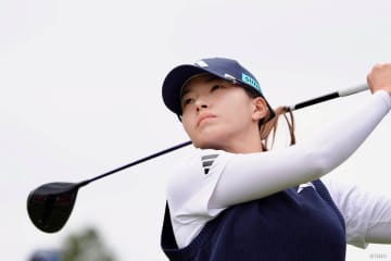 【速報】渋野日向子はグリーンで苦戦 76でホールアウト「結構ショック」