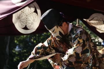 高村光太郎の『九代目団十郎の首』あらすじ紹介。団十郎の首の彫刻は完成するのか？大俳優を通してみる芸術の本質