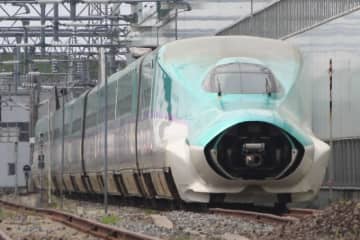 H5系「H296ふくろう」が初登場！北海道新幹線 函館車両基地を特別公開
