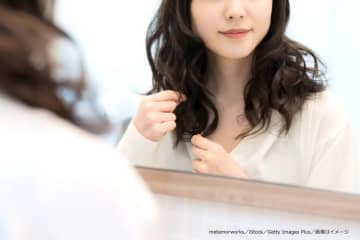 セットしたのに…　約5割が「雨の日」に感じている”髪”にまつわる憂鬱