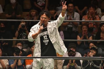 【みちのく】病魔と闘うフジタ"Jr"ハヤトが高橋ヒロムと3分間再起の電撃エキシビション「俺は絶対に帰ってくる！」