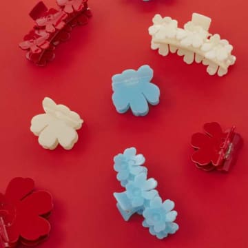 【マリメッコ】ヘアクリップに今夏の新作“日本限定”カラーが登場♡