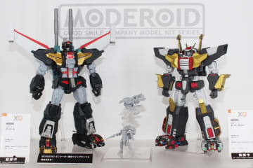 MODEROIDシリーズで「ダンクーガ」と「ダンクーガノヴァ」が企画中！【#スマイルフェス】「ゴウザウラー」、「ムゲンキャリバー」、「ビスマルク」など変形メカのラインナップが充実！