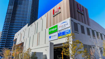 都心で「通勤以外は徒歩圏」… ららテラス晴海が作り出す「出不精」住民の異様な楽園