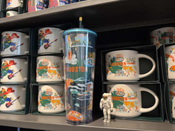【世界のスタバ】宇宙らしさ満載！アメリカ第4の街・ヒューストンでチェックしたいスタバの限定グッズ！