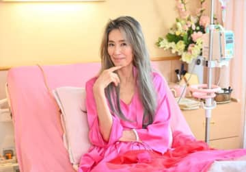 萬田久子、鮮やかピンク衣装で“大物女優役”！　『北くんシェア』出演決定