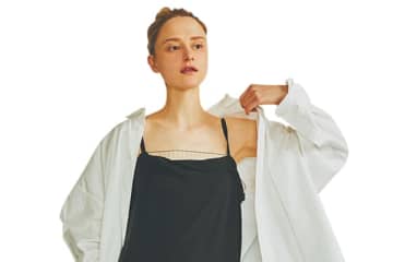 【明日なに着る？】リラックスしているのに上品「仕掛けがある」黒ワンピース
