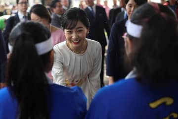 《皇室では“禁忌”》佳子さま　桜の植樹に臨まれて“再訪の誓い”を…愛子さまとも共通する新時代の国際親善