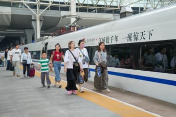 中国の鉄道旅客数、1～5月は18億6千万人　過去最高