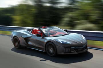 コルベット高性能版『Z06』にコンバーチブルが登場。日本限定30台の特別モデルも発売