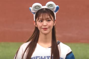 ミニスカ美女が“激変”　きつねから一転…スカートひらりもワンバウンドに絶叫「ああああ」