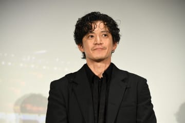 小栗旬が感謝「素晴らしいすてきなメッセージ」　自身が演じる役のモデルとなった医師から熱い手紙