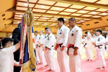 【神奈川県高校総体】柔道団体　男子は東海大相模が3連覇達成　女子は桐蔭学園もV2