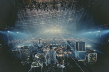 【速レポ】＜SATANIC CARNIVAL＞、10-FEETが織りなす見事なトライアングル「お前らもしばく勢いでこい！」