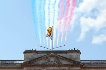 英空軍、儀礼飛行で再生燃料使用　国王祝賀行事、環境に配慮