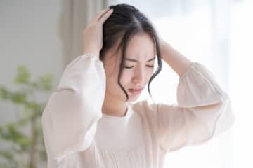 浪費家夫がゲーム課金「月2万以上」、ブランド服代「年30万円」…妻「離婚も考えます」と怒りの投稿