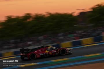 迫力満点のスリーワイド勃発。ポルシェとの激闘を経てフェラーリが上位固める／WEC第4戦ル・マン決勝6時間後