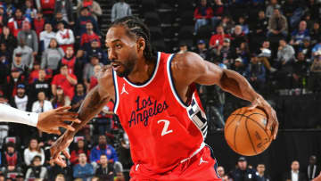 76ersはカワイ・レナードをトレードで獲得すべき？　米記者指摘「ハイリスク・ハイリターンに賭けるのも悪くない」