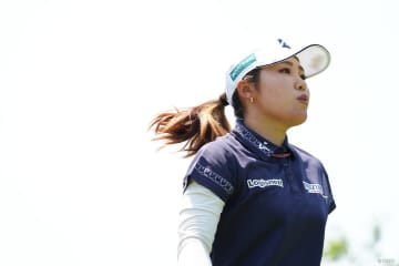 古江彩佳は74に涙 難セッティングに1.5m外してパター折る選手も