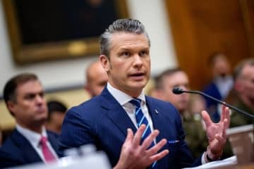 米国防長官、イラン・イスラエル情勢の激化に「驚かず」
