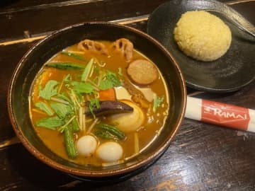 実況！開店前から並んでみた！行列必至のあのカレー店！【ラマイ】@関内駅