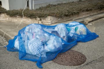 生ごみはこう捨てて→「臭いもなくなって最高」「ごみ出しの回数が激減」。ゴミ清掃芸人の投稿が話題