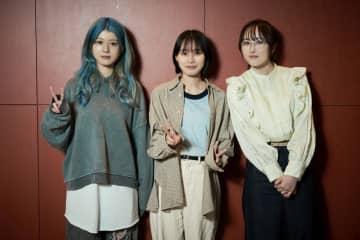 南沙良と馬場ふみかが滝つぼで全身ずぶぬれ　本田望結の体当たり演技も　「愛されなくても別に」メイキング