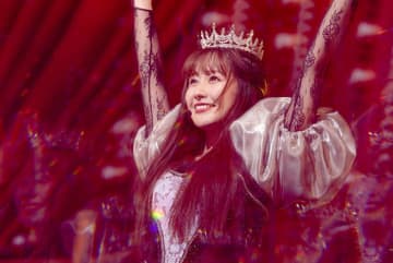【ライブレポート】ももクロ・佐々木彩夏、世界一周旅行がテーマのソロコンサート「みんなが あーりんにとっての宝物だよ♡」