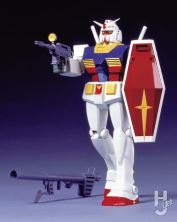 1/100スケール「RX-78-2 ガンダム」の進化を辿る。コア・ブロック・システムの変形・内蔵を実現、プロポーション、ディテール、可動など“究極のガンプラ”開発からのバージョンアップとは【ガンプラ45周年記念】