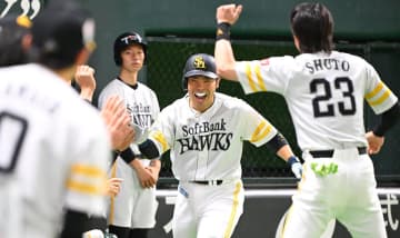【ソフトバンク】近藤健介が今季１号　利いた小久保監督からの助言「監督も結構、腰のケガで…」