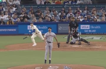 投手が飛んだ…！ 大谷翔平、低弾道アーチで“異変”「そりゃビビる」 被弾“ドン引き”リアクションが話題に「笑うしかない」