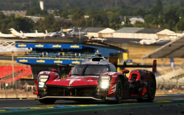 【ル・マン24時間2025】中嶋一貴TGR-E副会長、8号車のホイールナットトラブルは「ホイールを止める部品が壊れてしまった」とメカニックミスでないことを語る