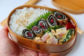 夏に頼れる！傷みにくくて食欲そそる「梅干し活用」お弁当レシピ3つ