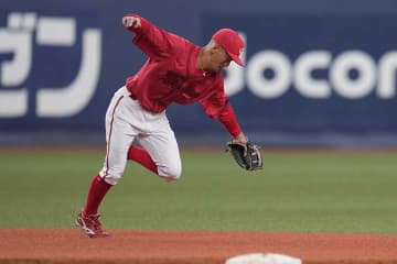 NPBで衝撃プレー「大リーガーやんけ…」　26歳の超美技にネットも実況も仰天「なんちゅう肩」