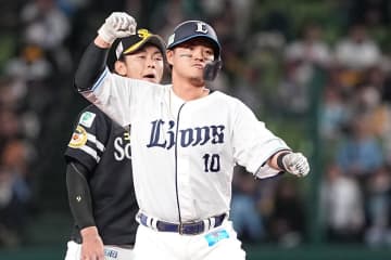 西武から電撃トレードで加入！ 選球眼とパンチ力を兼備する佐藤龍世は得点力不足に苦しむドラゴンズ打線の救世主になる？＜SLUGGER＞