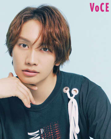 なにわ男子・藤原丈一郎、気になる美容法は「レモンを絞った氷水に…」夏らしいさわやかスタイルで登場