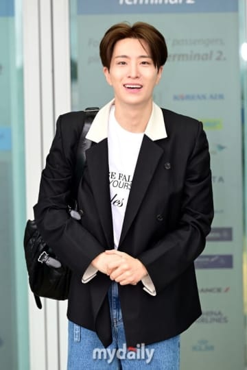 【PHOTO】GOT7 ヨンジェ、海外スケジュールのためイタリアへ出国