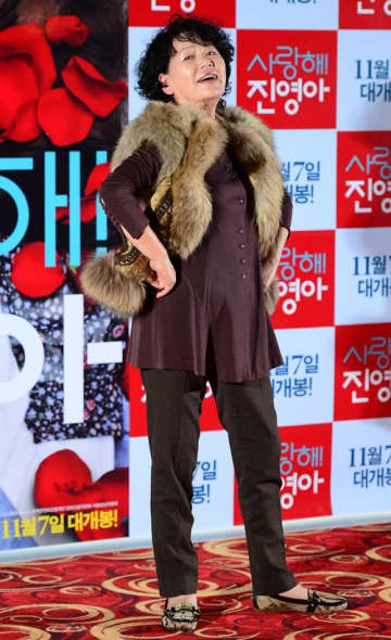 “チェ・ジウの姑”役の怪演が話題に　韓国大女優、敗血症でこの世を去って8年…夫も昨年死去