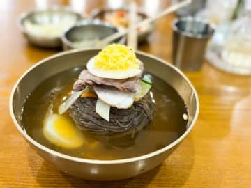 ソウルで出会える、北朝鮮の味。脱北者の店「ソルヌン」で平壌冷麺を食べてきた