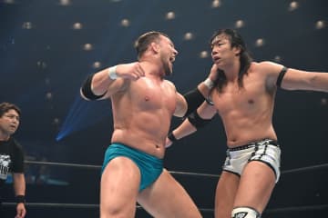 【新日本】ボルチン・オレッグがTAKESHITAを撃破しNEVER無差別級王座初戴冠！新王者は永田戦を熱望「自分はどんなプロレスラーになったかを見せたい」
